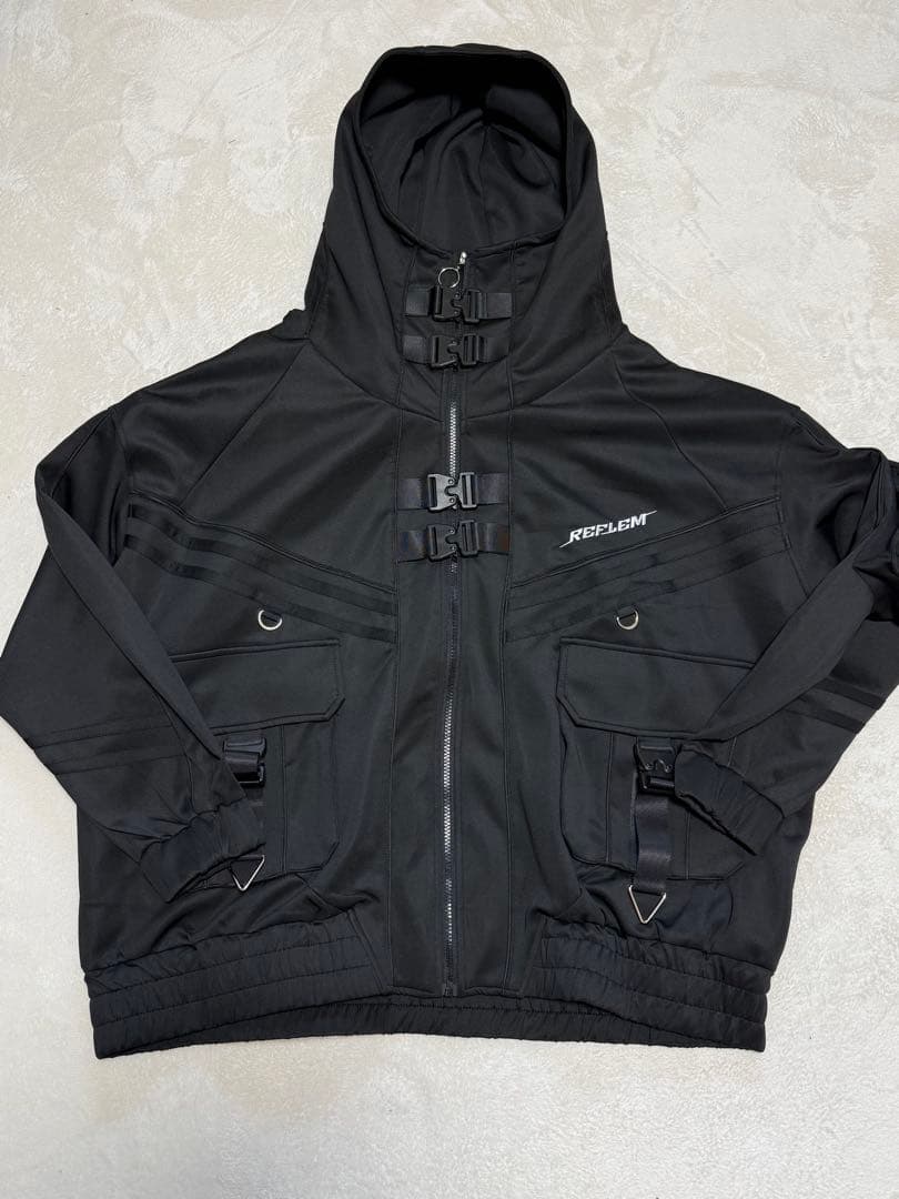 新品同様　REFLEM レフレム　サイバー切替ハイネックジャージパーカー