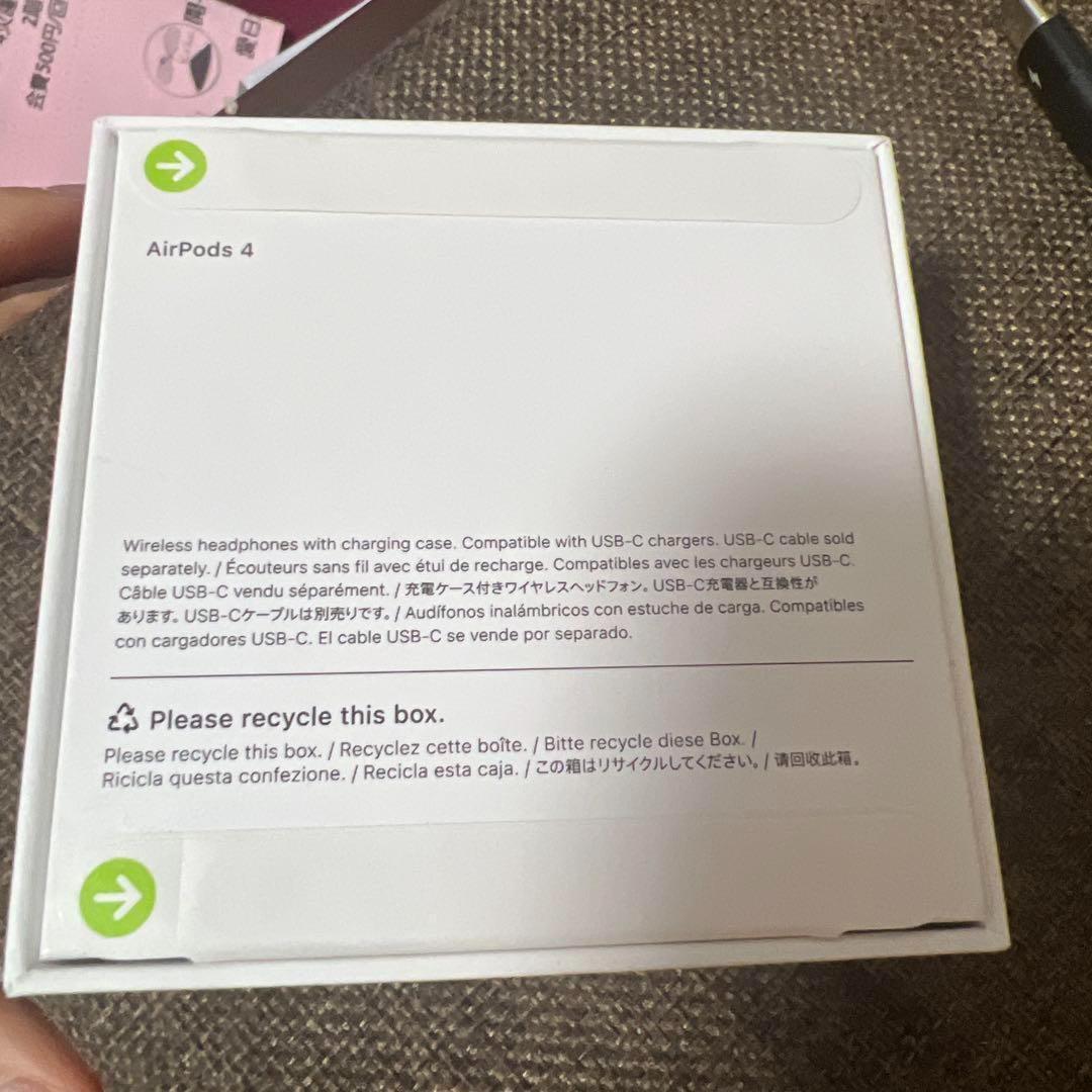 AppleAirPods4第4世代　USB-C充電ケース付き
