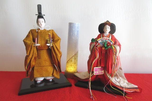 ラスト１点　新品　吉徳大公　立ち雛　 天皇陛下御束帯 黄櫨染固地綾 正絹