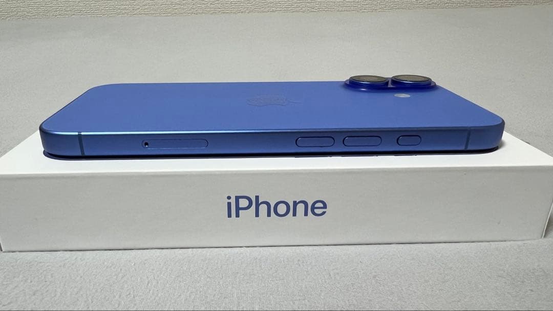 iPhone 16 512GB ウルトラマリン SIMフリー バッテリー93%