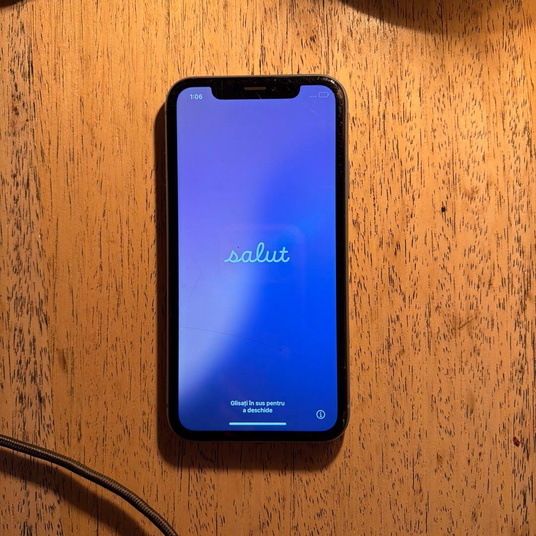 iPhone XR 64GB ブルー　画面割れ