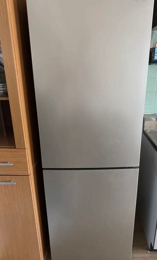 一年落ち！美品！226リットル！ヤマダ電機オリジナル 冷蔵庫 LED照明付き