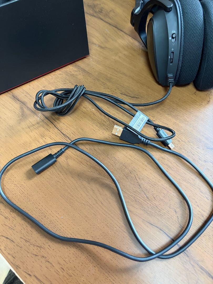 数回使用のみ！保証期限内ASUSエイスースゲーミングヘッドROGDELTAS