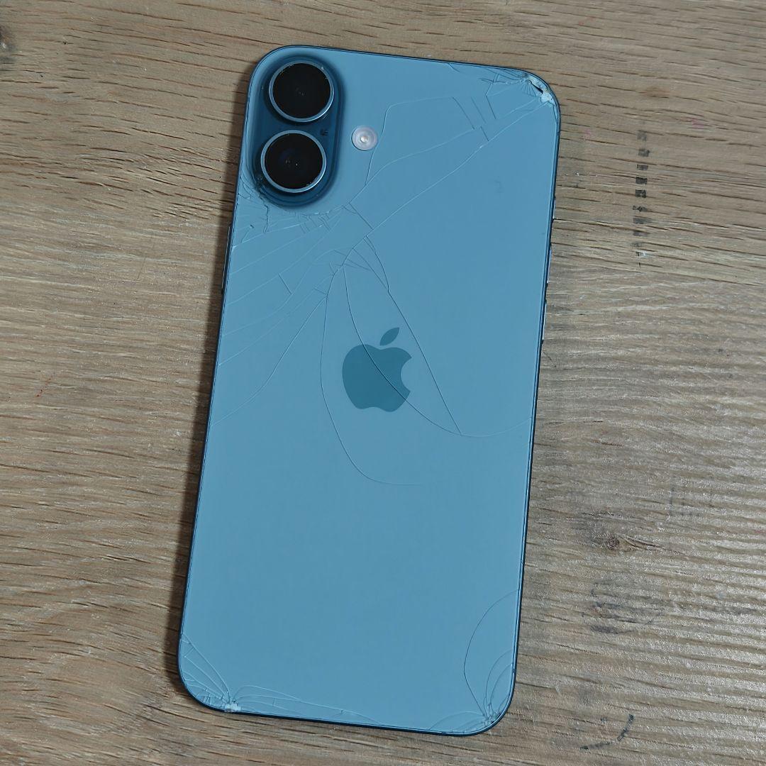 iPhone 16plus 128GB 本体のみ グリーン ティール 背面破損