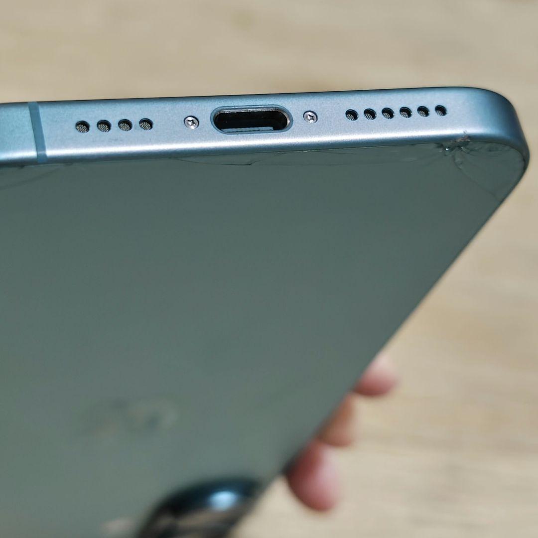 iPhone 16plus 128GB 本体のみ グリーン ティール 背面破損