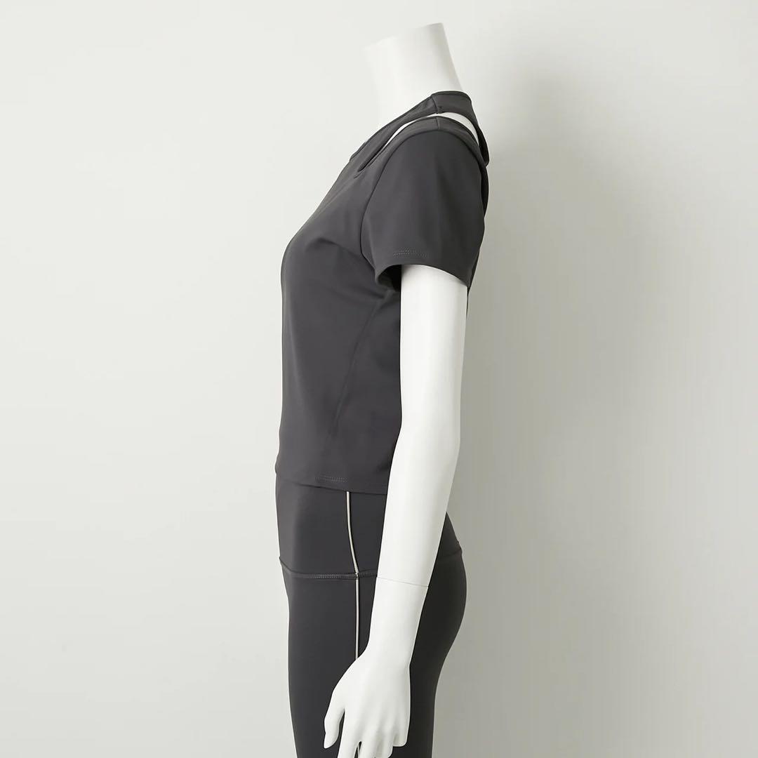 【新品未使用】滝沢眞規子 TAKIMAKI CUP-IN TEE ヨガウェア