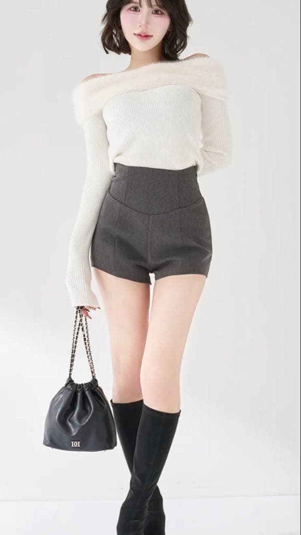 新品タグ付き　ダーリッチ　美シルエットショートパンツ　Free-L