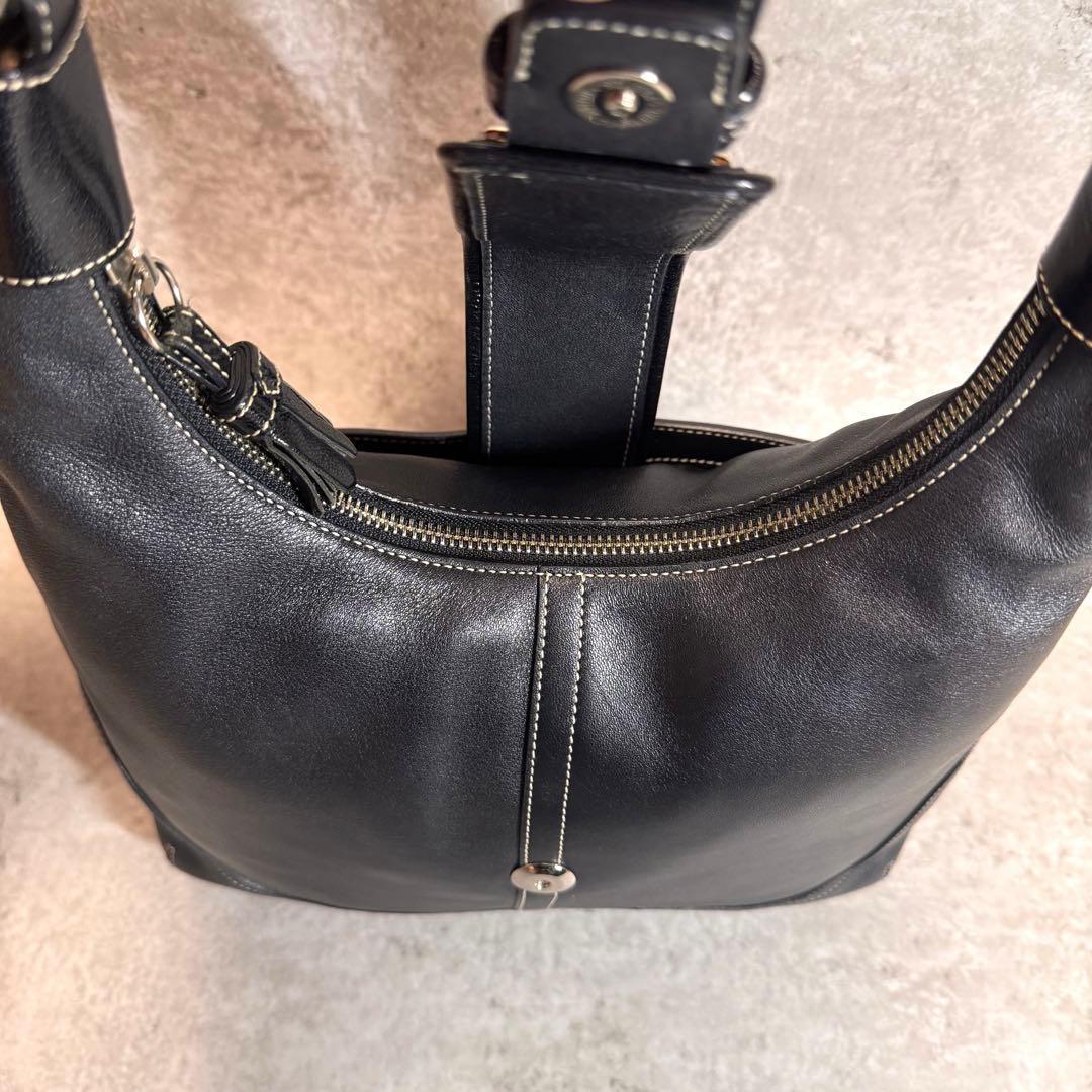 極美品 COACH ソーホー レザー ショルダーバッグ Y2K 肩掛け 黒