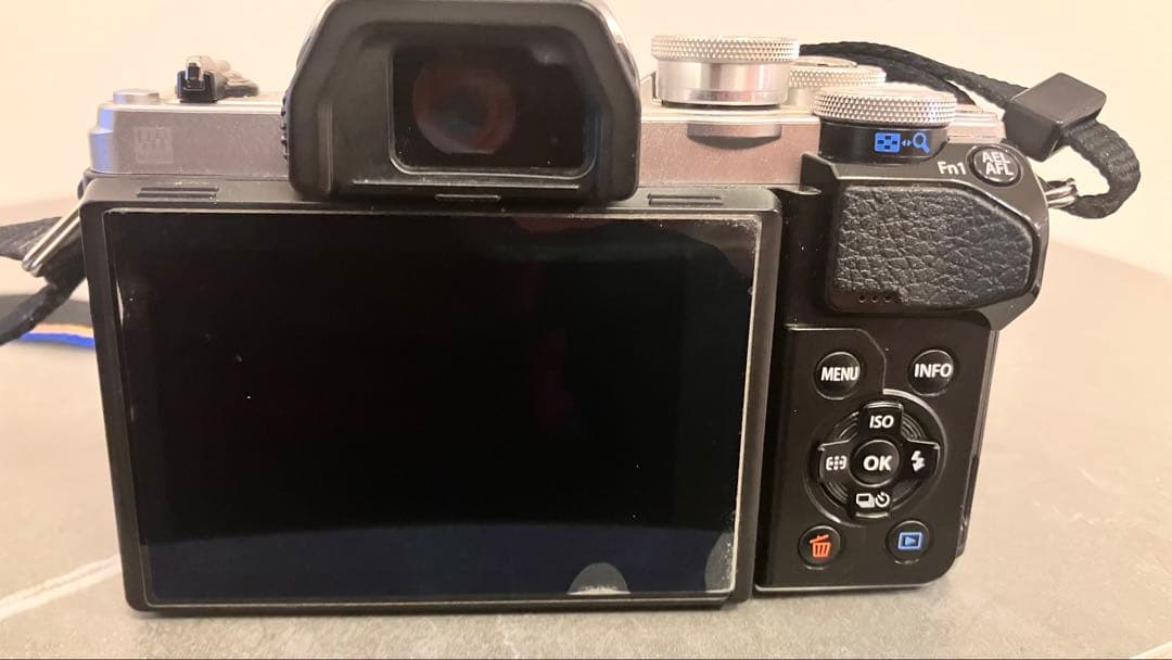 【wada】OLYMPUS OM-D E-M10 Mark Ⅲ セット