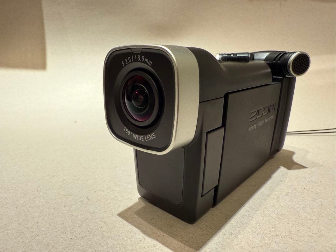 ZOOM Q4n【⭐︎16GB SDカード付】ハンディビデオカメラ