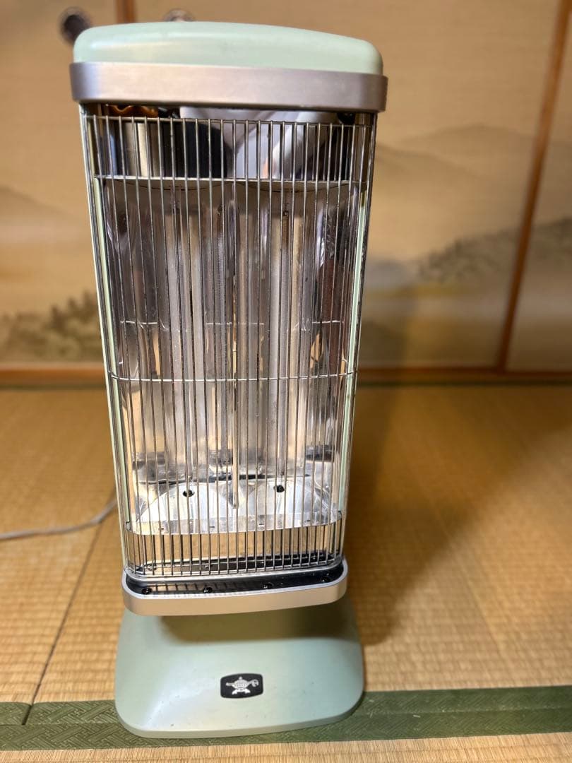 アラジン遠赤グラファイトヒーター　CAH-2G10F 23製