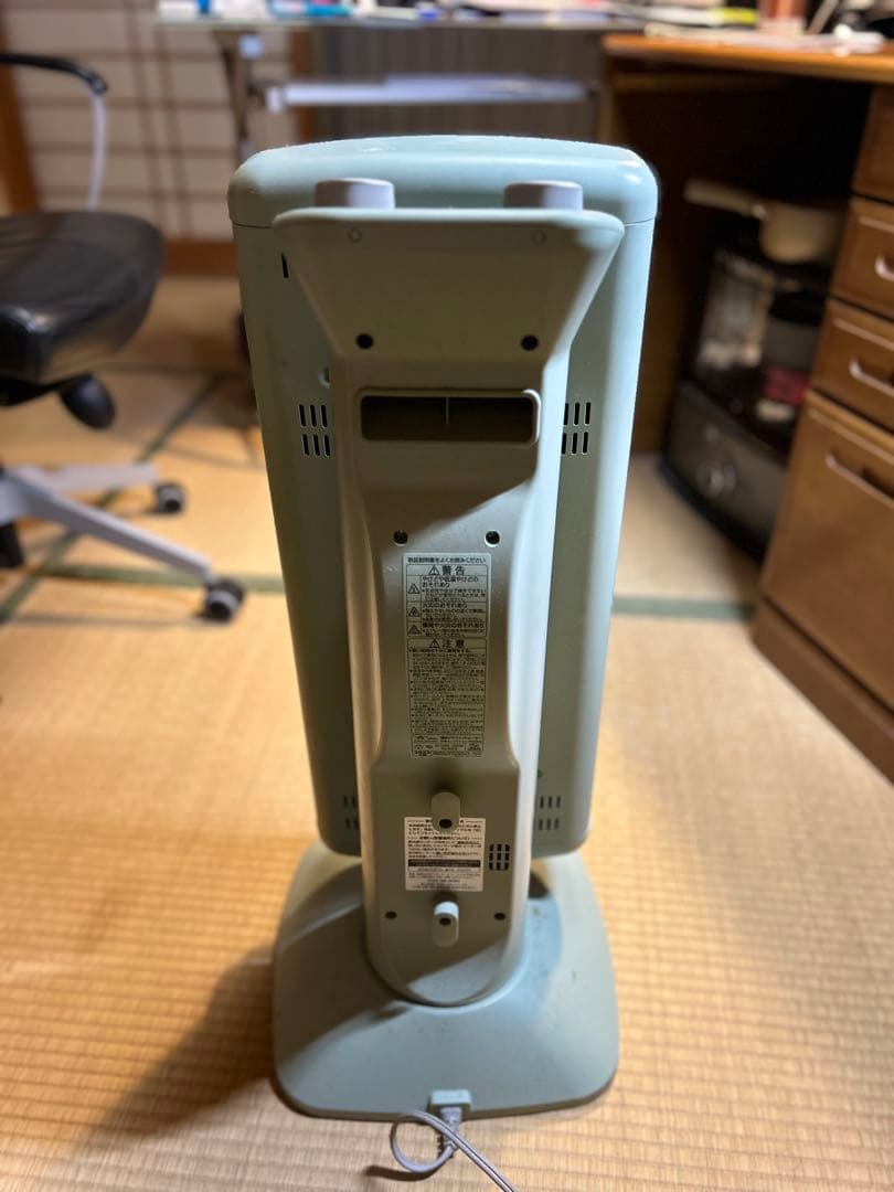 アラジン遠赤グラファイトヒーター　CAH-2G10F 23製