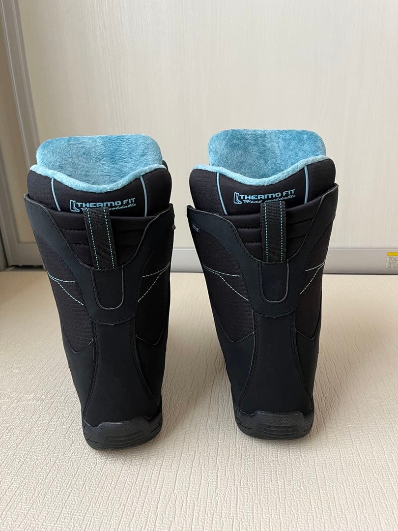 スノーボードブーツ　head 24センチ