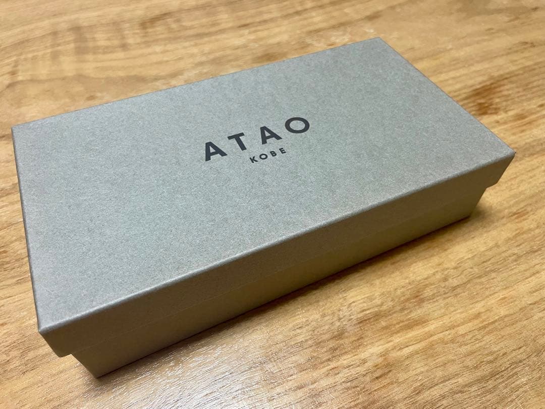 ATAO batty(バティ)長財布 ショルダーストラップ付き