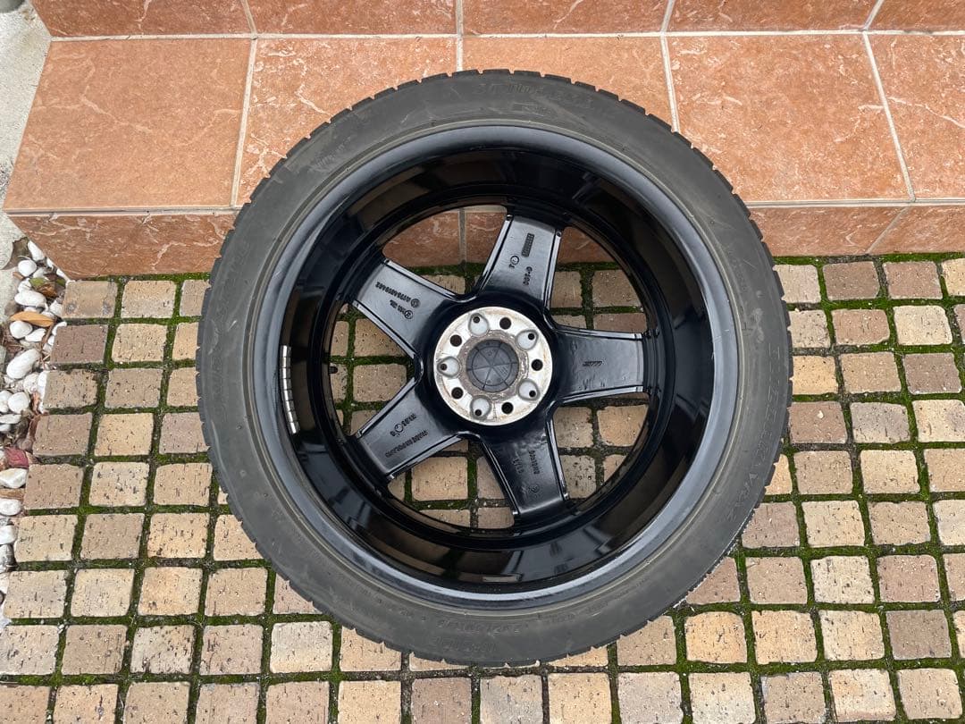 超美品　AMG純正18インチアルミスタッドレスタイヤ４本セット