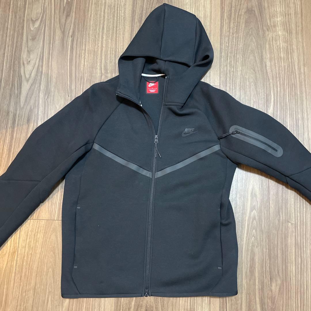 【最終値下げ】【試着のみ】Nike ブラック フルジップフーディ