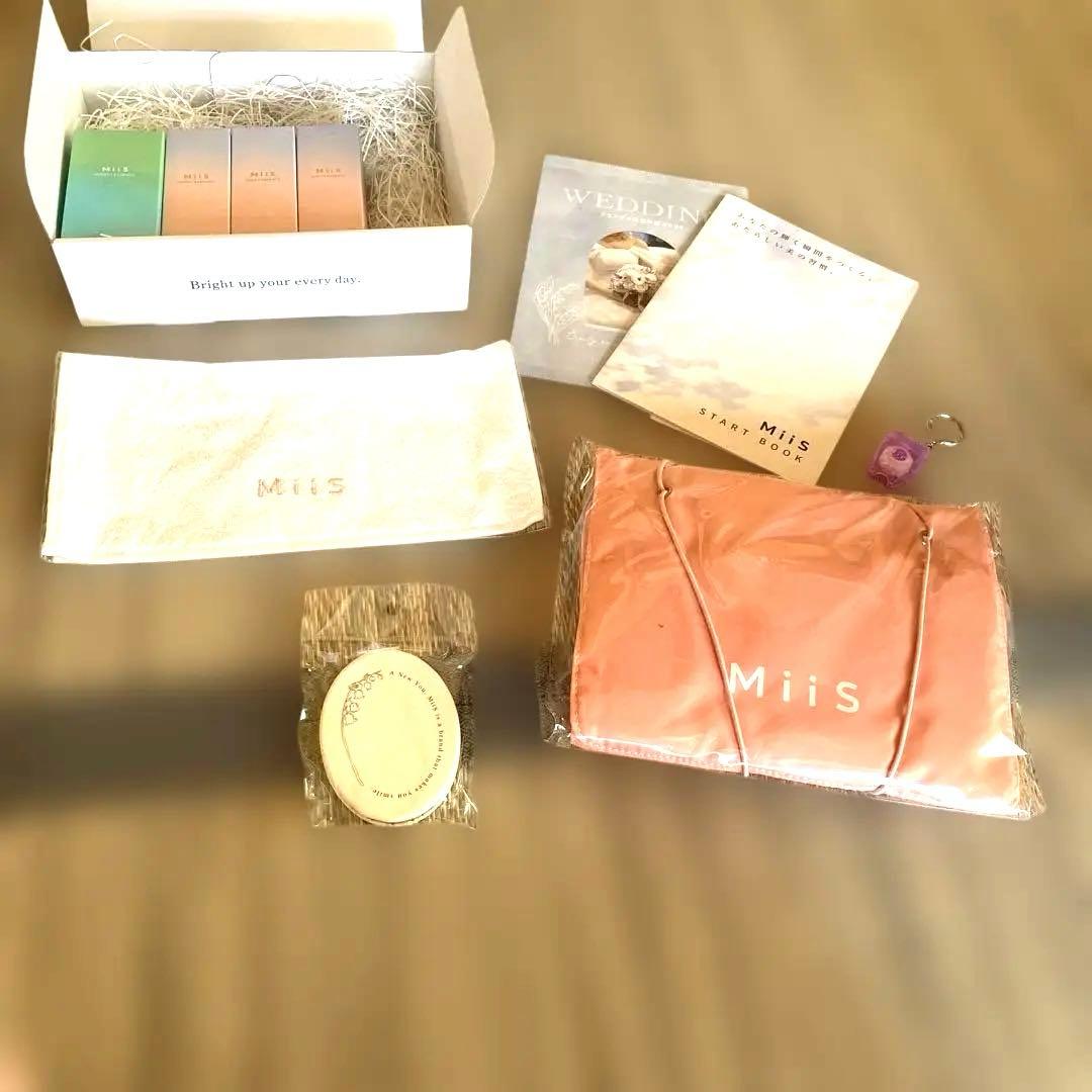セット 新品未使用　MiiS ホワイティエッセンス&プレスエッセンス