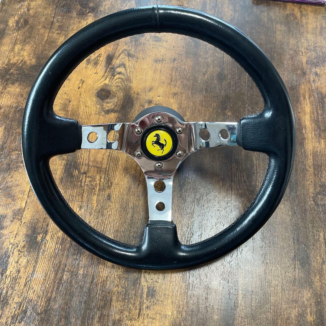 フェラーリ　ステアリング　ハンドル momo 当時物