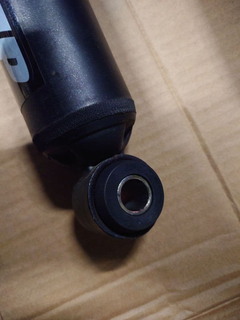 500キロ未満！PRO COMP ショックアブソーバー 92251X ジムニー