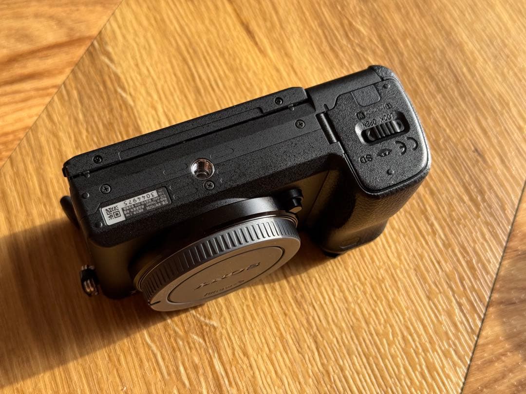 【ショット数:2402】SONY α6400 レンズ２本ダブルズームレンズキット