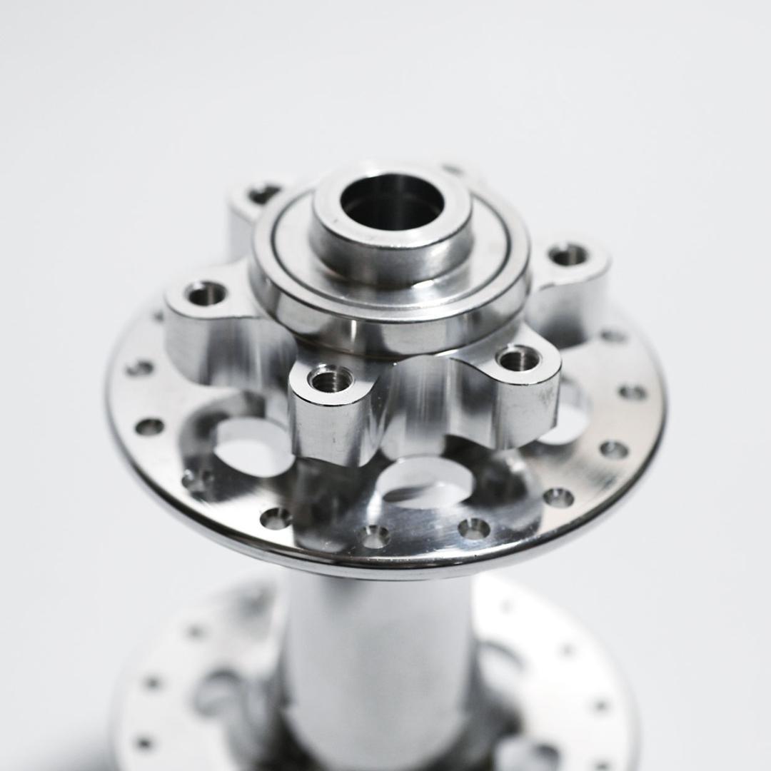 新品 WHITE INDUSTRIES XMR フロントハブ 12mmスルー