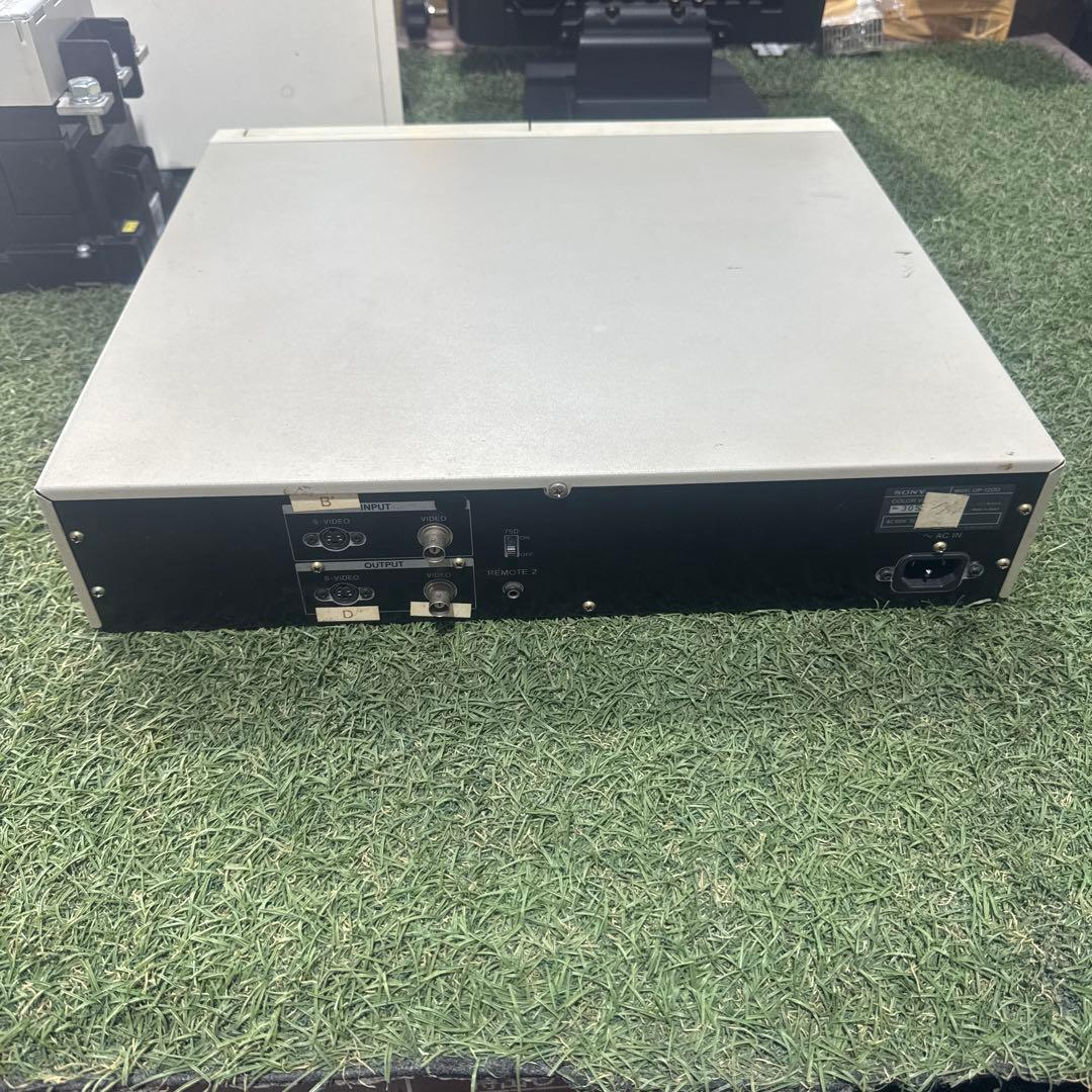 Sony UP-1200 カラービデオプリンター 50-60Hz 1.8A
