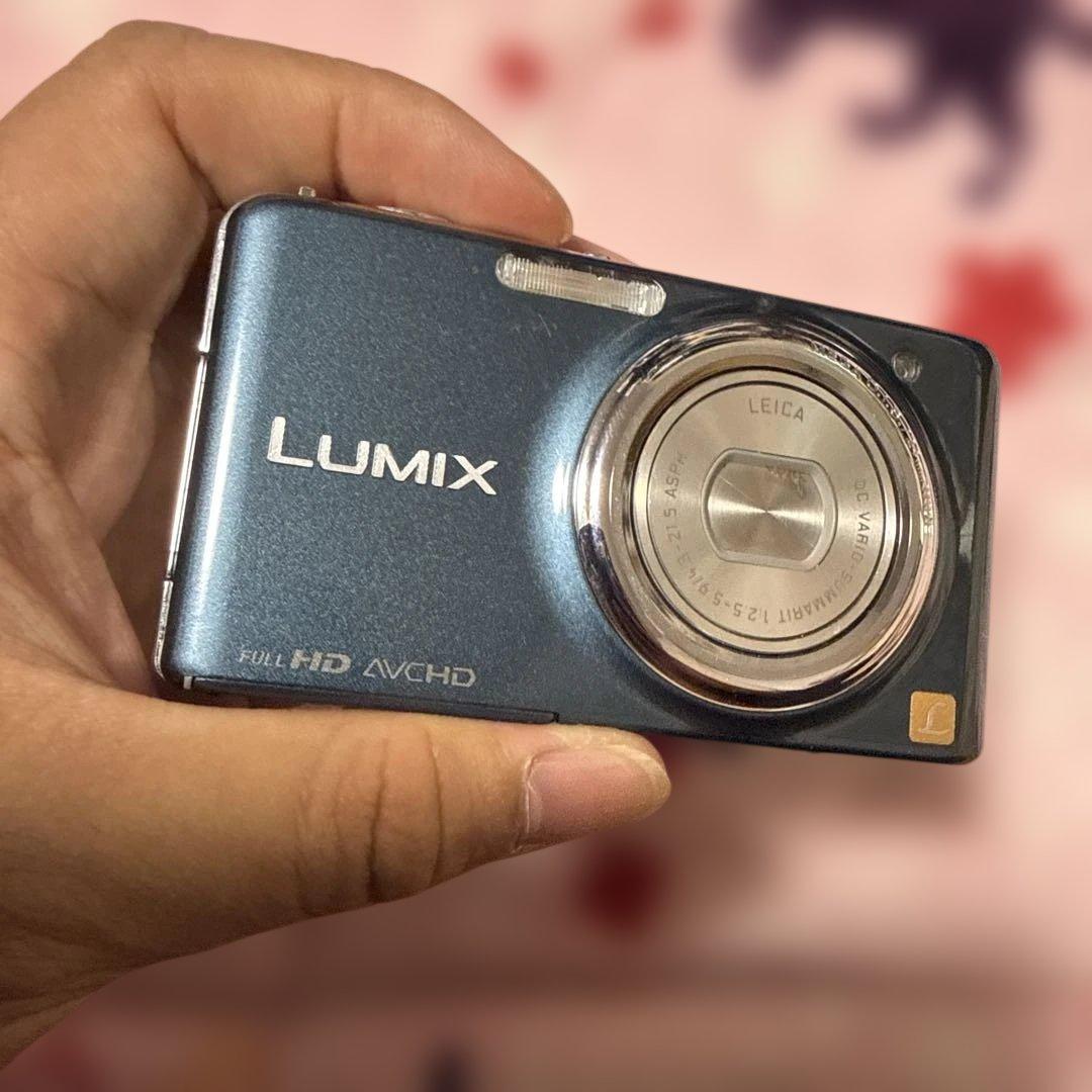 Panasonic LUMIX DMC-FX77 コンパクトデジタルカメラ
