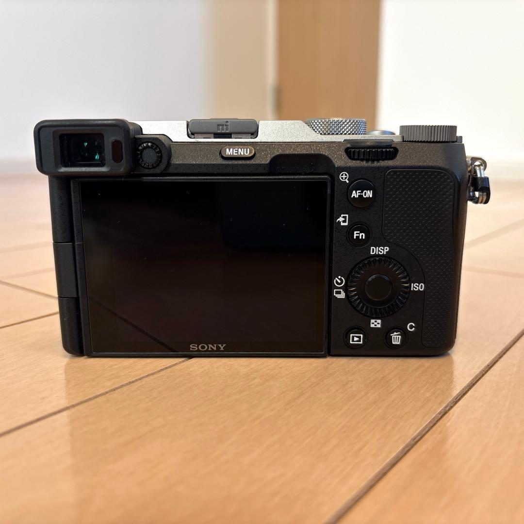 SONY α7C ズームレンズキット フルサイズミラーレスカメラ