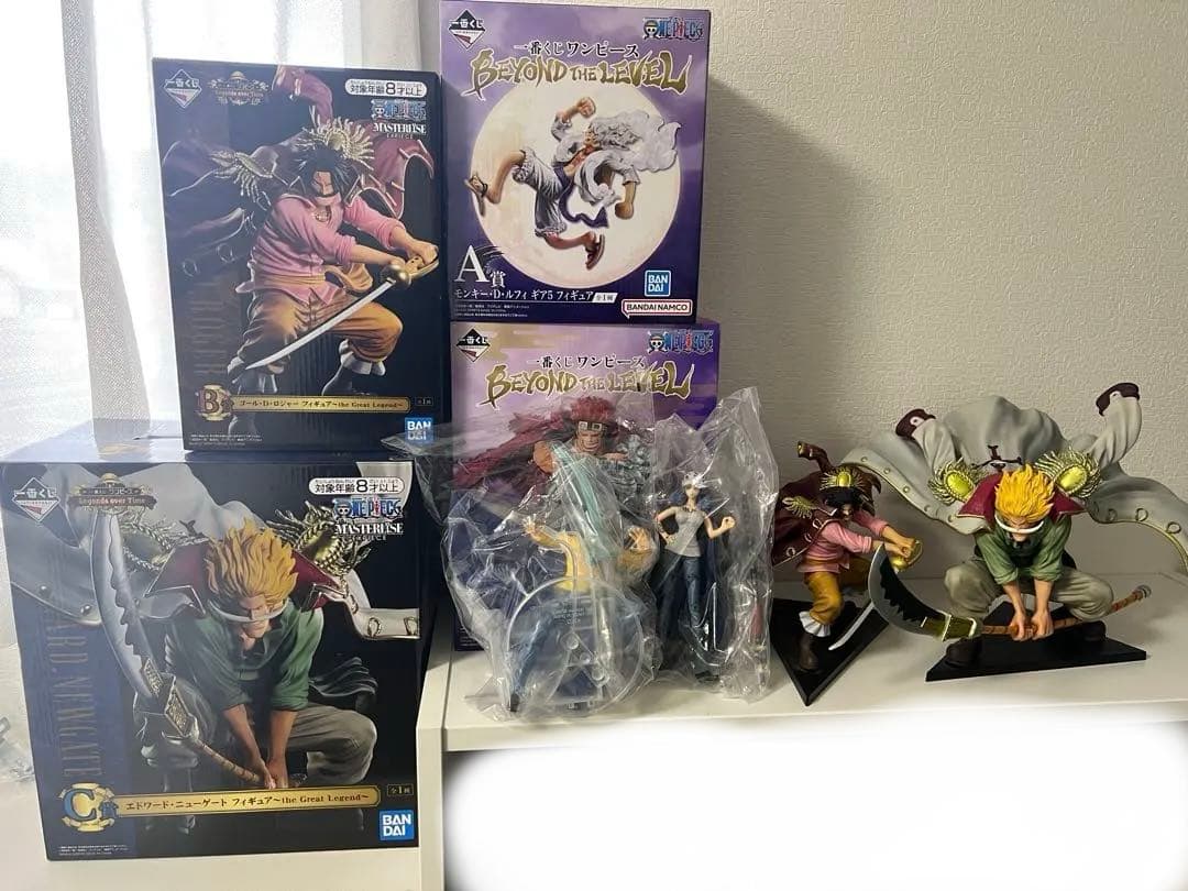 ワンピース フィギュア まとめ売り ロジャー ニューゲート ルフィ ロー キッド