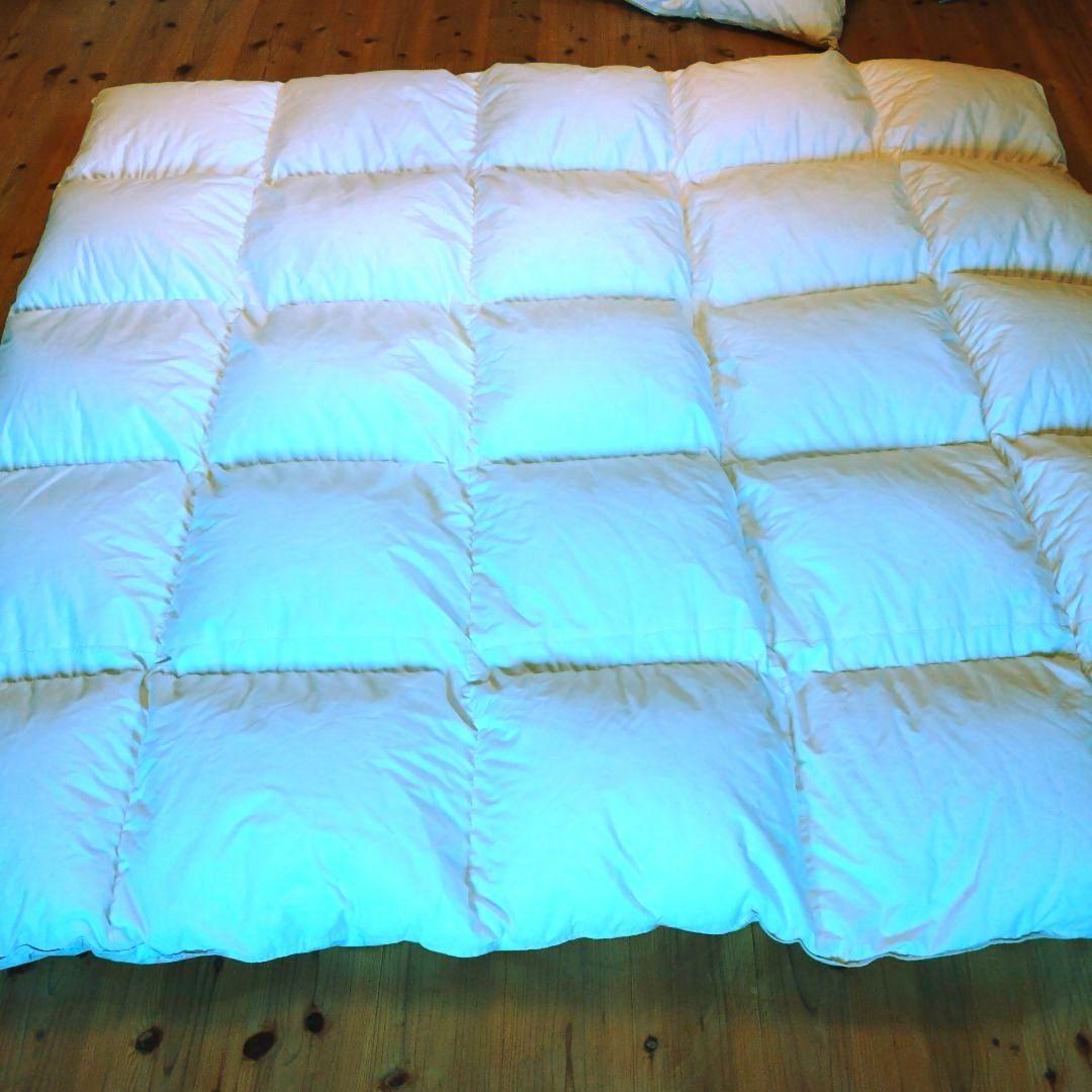 ダウン95%　羽毛布団ダブル 1