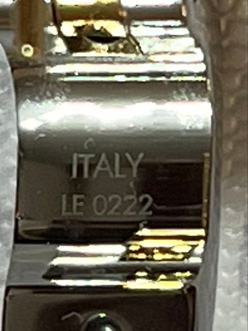 美品　LOUIS VUITTON ブックドレイユ・ナノグラム ピアス 片方