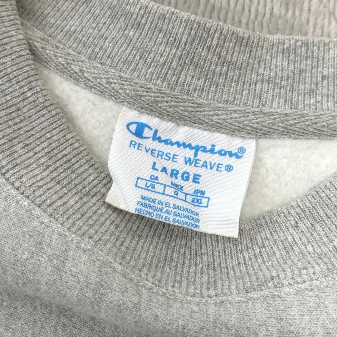 Champion MoMA ロゴ グレー スウェット