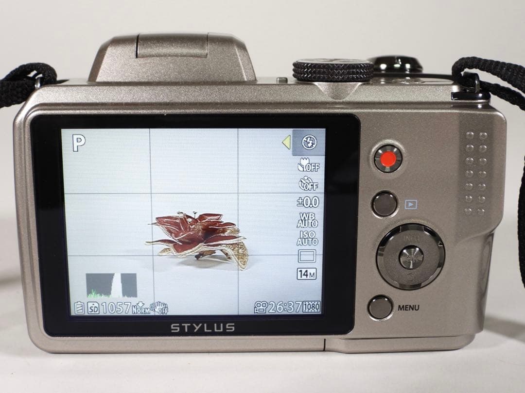 「美品」オリンパス デジタルカメラ STYLUS SP-820UZ シルバー