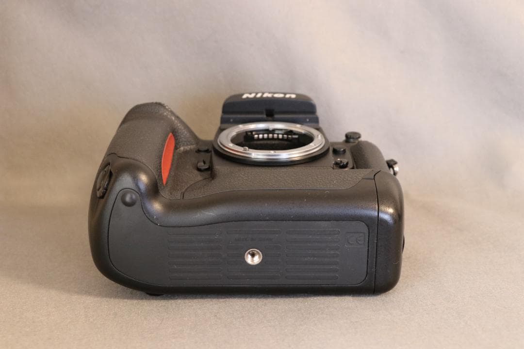 Nikon F5 一眼レフカメラ