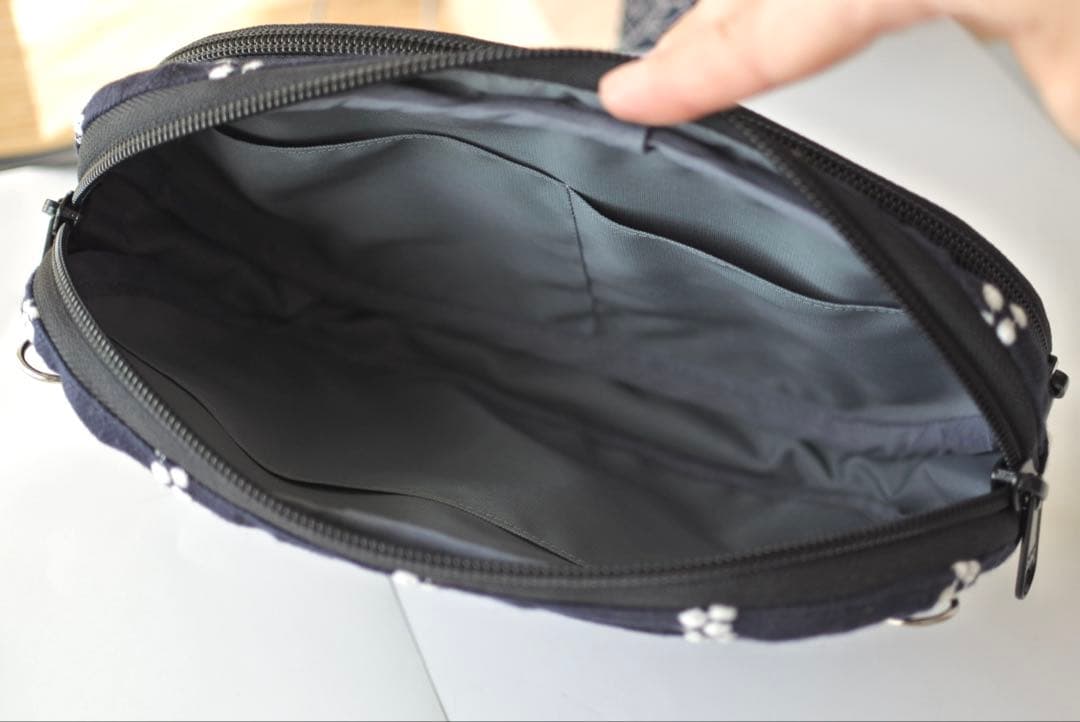 ミナペルホネン　ランランランのカンガルーバッグ