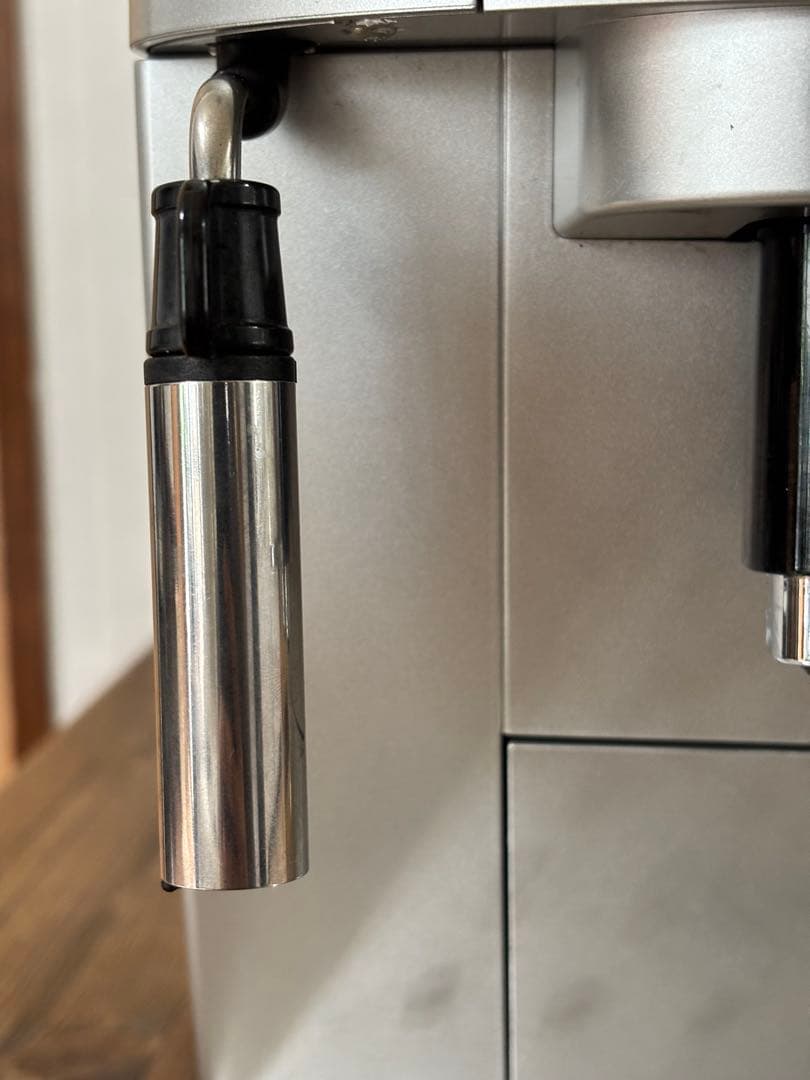 デロンギ 全自動エスプレッソマシン マグニフィカS ECAM22110SBHN