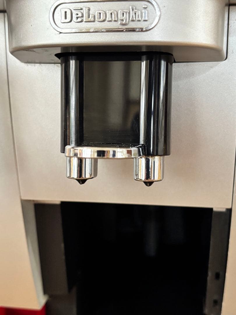 デロンギ 全自動エスプレッソマシン マグニフィカS ECAM22110SBHN