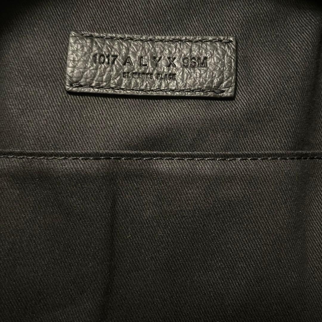 1017 ALYX 9SM ブラックショルダーバッグ