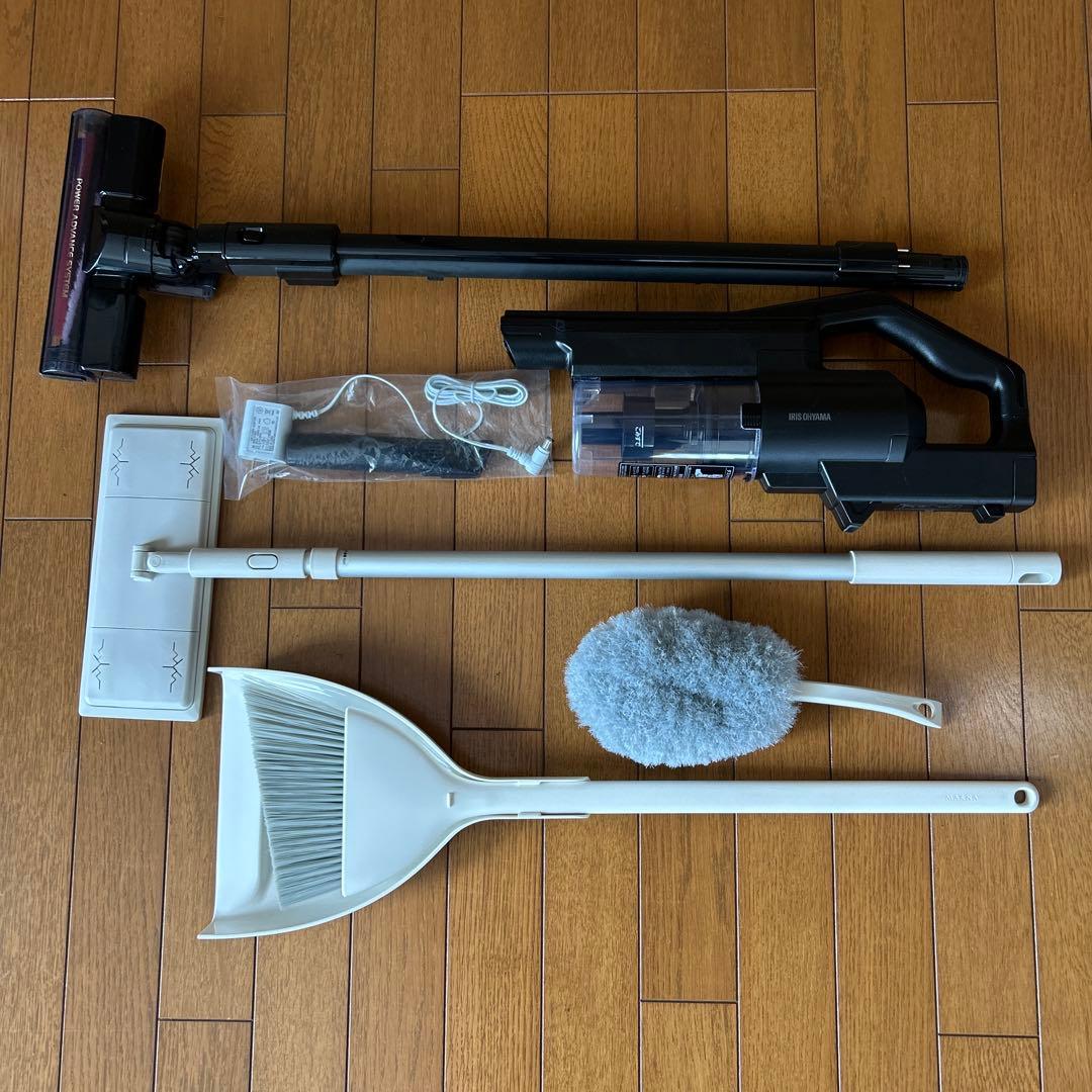 アイリスオーヤ　充電式サイクロンスティッククリーナー　SCD-181P-B