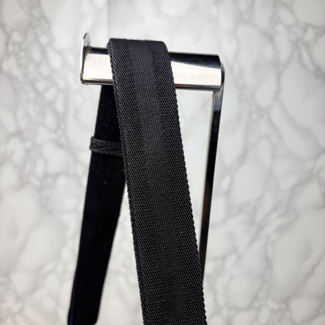 011 GUCCI ショルダーバッグ 斜めがけ GGキャンバス xe2