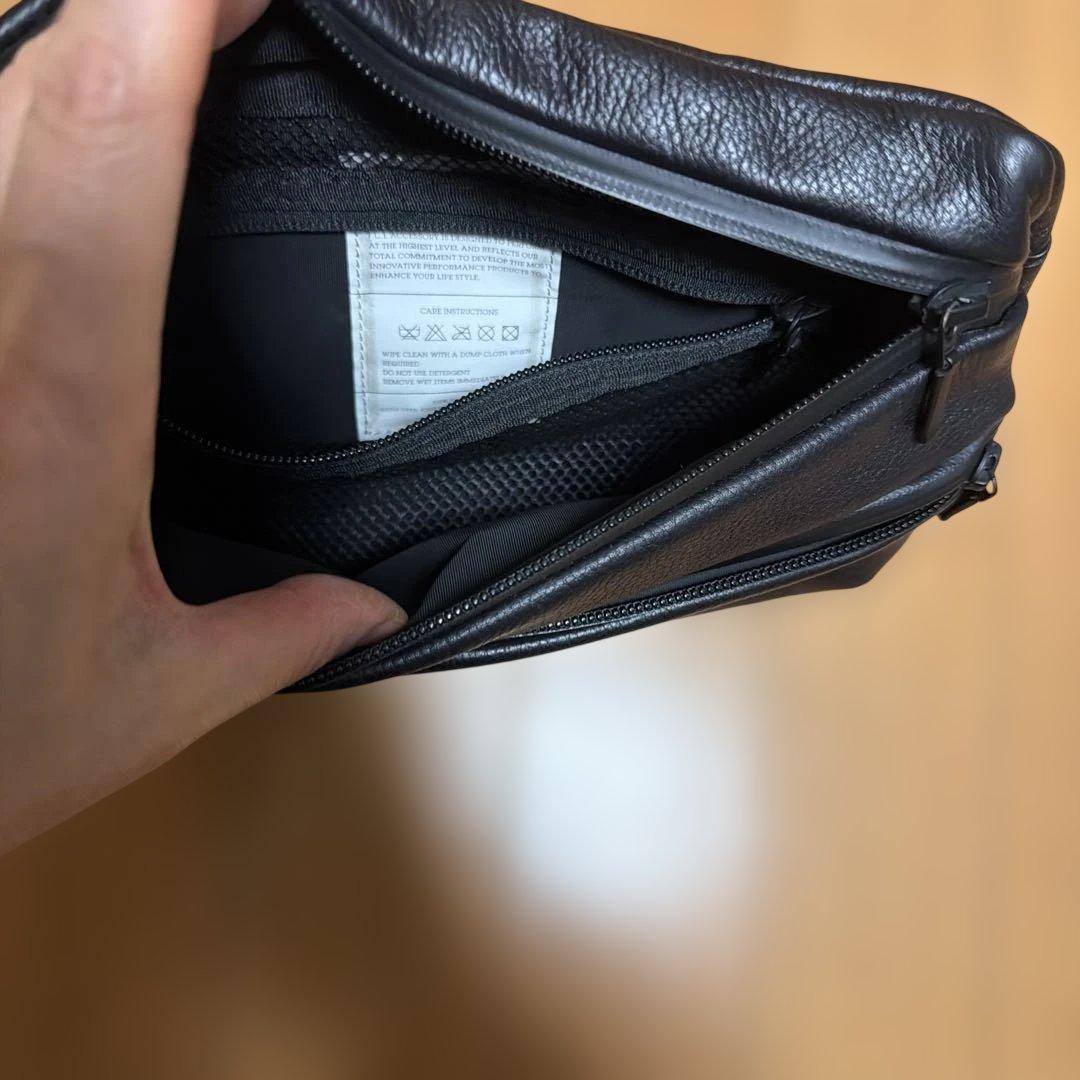 ®*️様 F/CE® ブラックショルダーバッグ