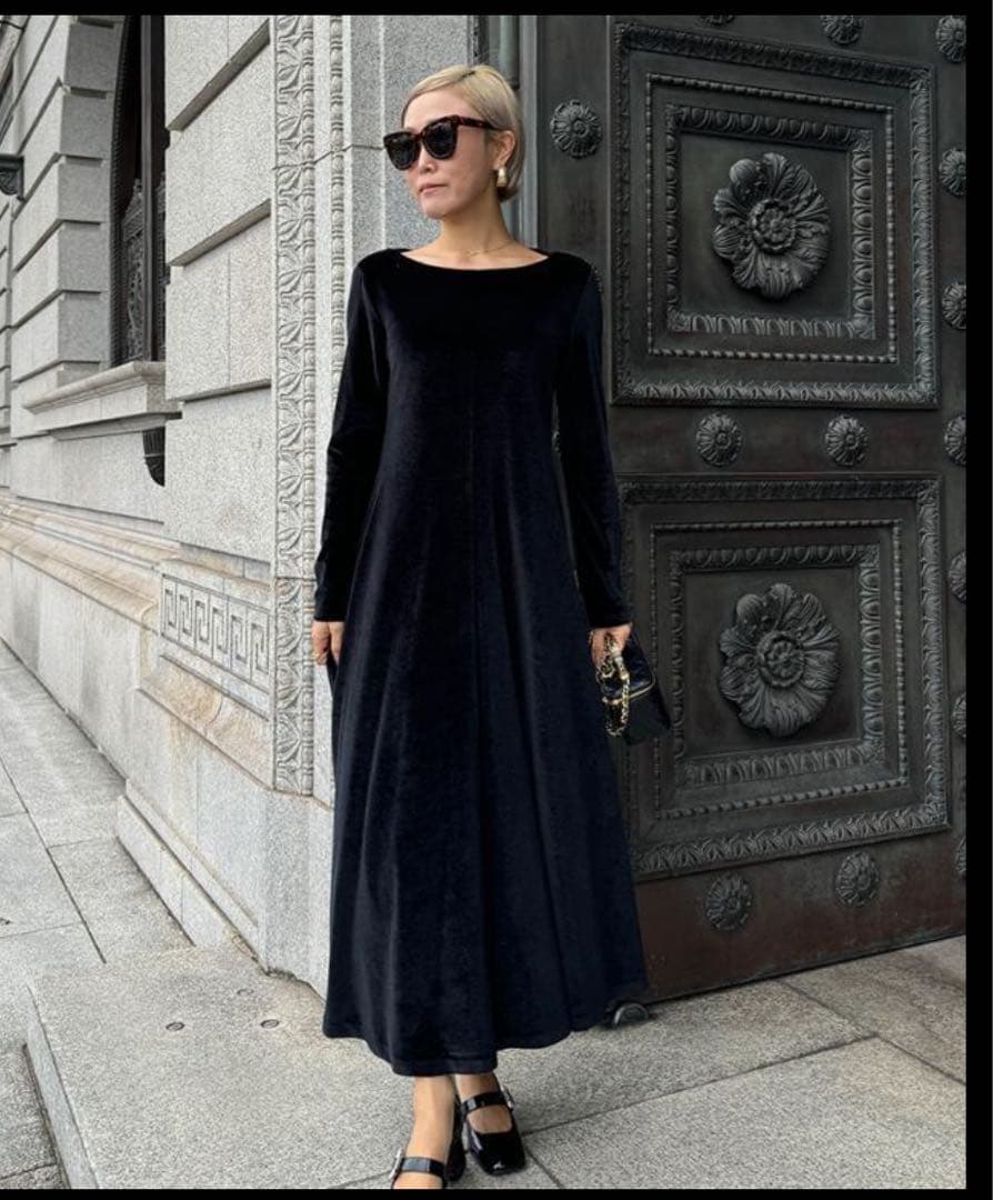 ブラックベルベットロングワンピース