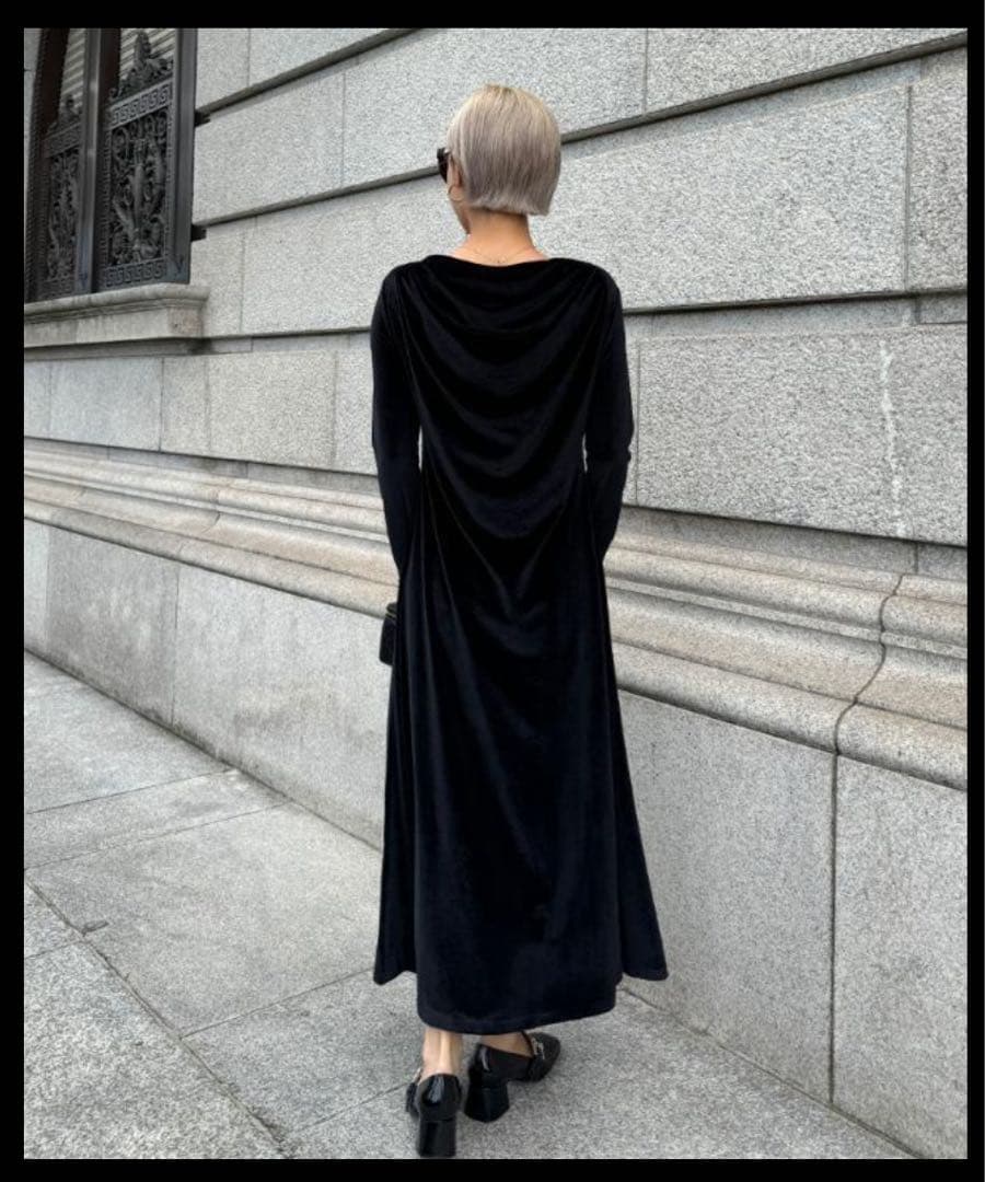 ブラックベルベットロングワンピース