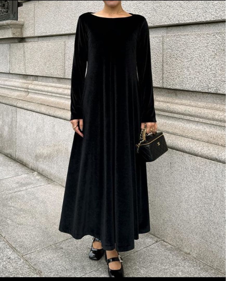 ブラックベルベットロングワンピース