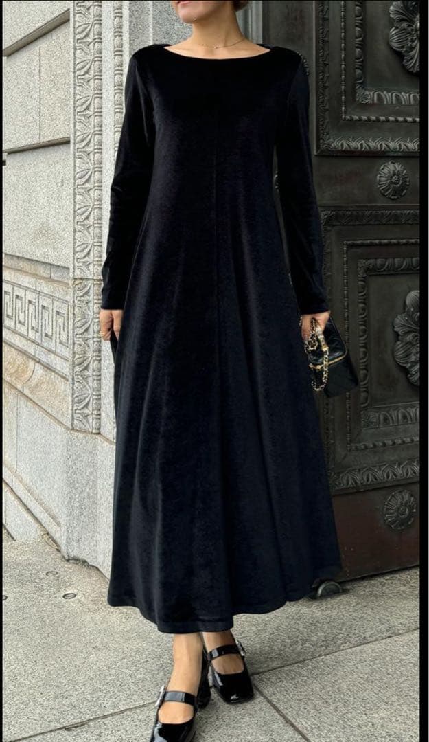 ブラックベルベットロングワンピース