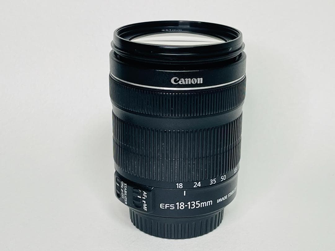 ★極上★ Canon EF-S 18-135mm F3.5-5.6 IS STM