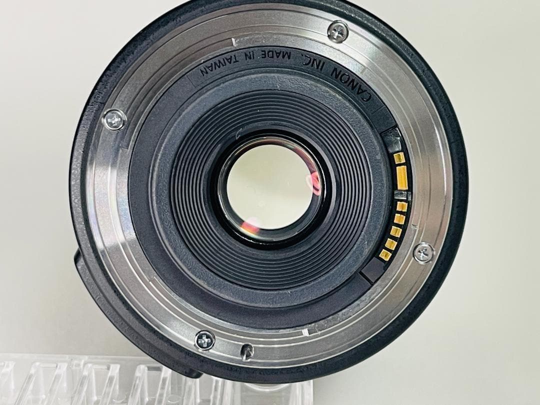 ★極上★ Canon EF-S 18-135mm F3.5-5.6 IS STM