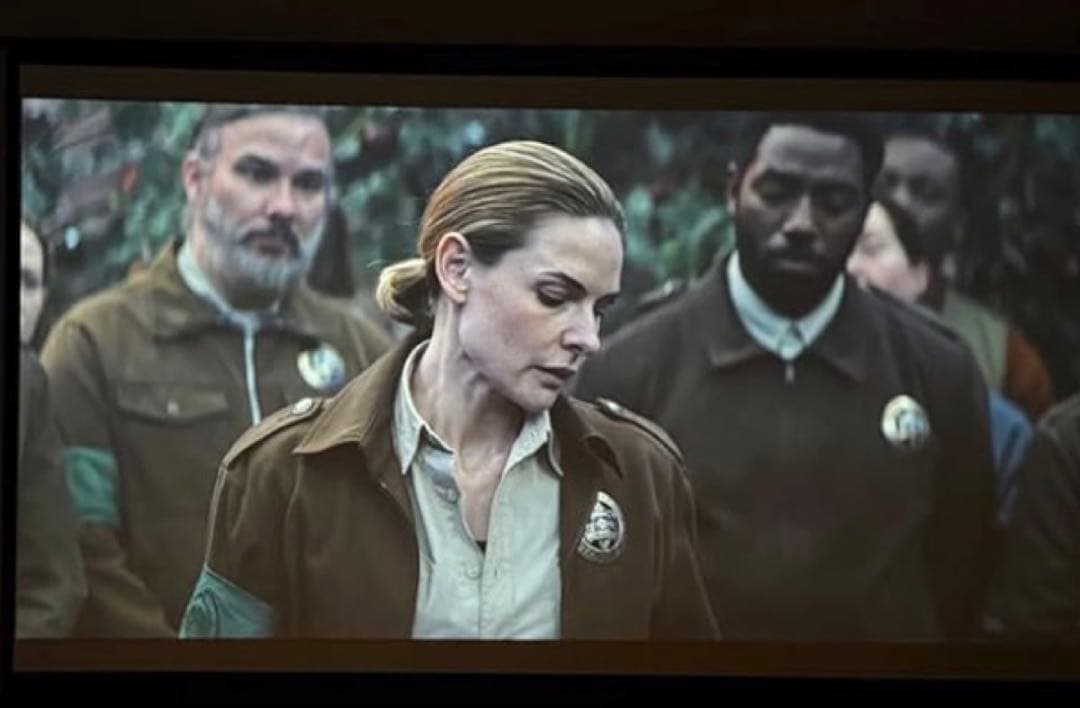 110インチ 自立型プロジェクタースクリーン 16:9