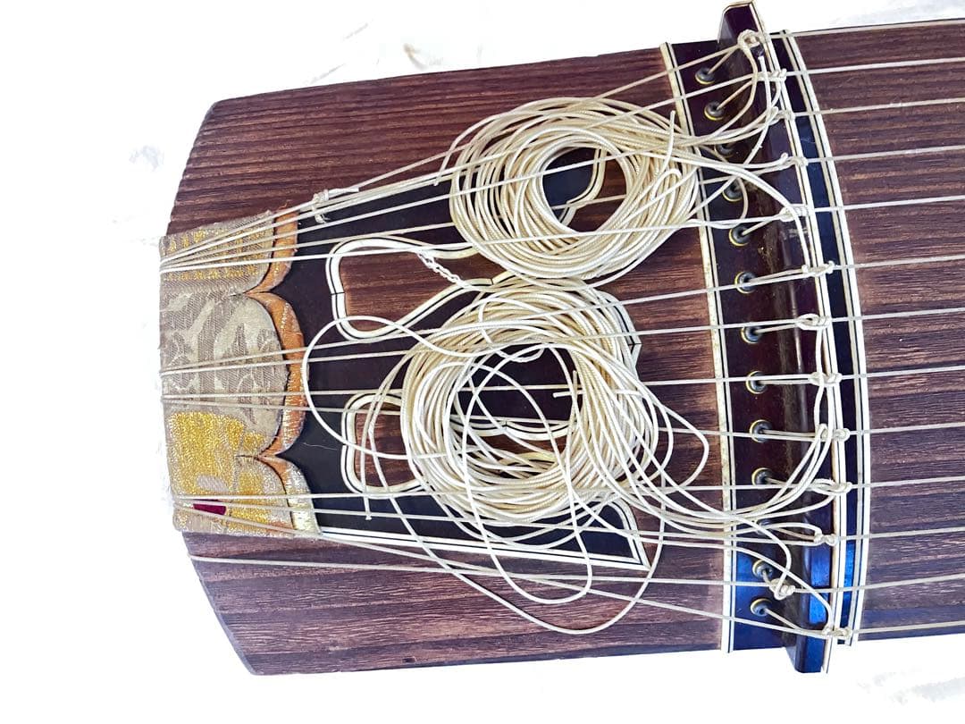 い*う様 お琴　綾杉　中古品　13弦　詳細不明