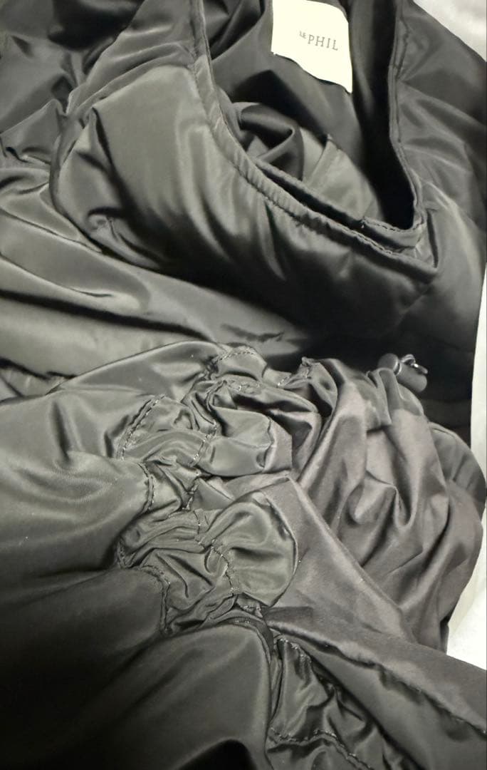 LE PHIL ダウンコート パッフィーダウンケープ ポンチョ フェザー